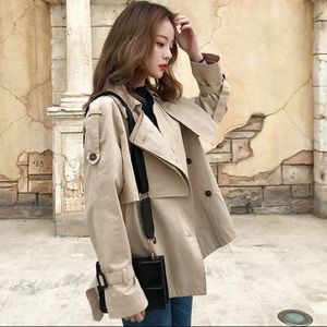 🔴MOVING SALE🔴 Adorable peacoat/trench coat
